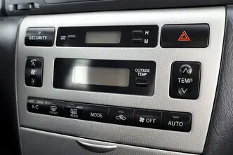 Toyota Corolla, 2.0, 115 kW, diesel, manual, front-wheel drive