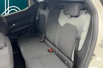 Dacia Duster, 1.6, 104 kW, гибрид, автомат, передний привод