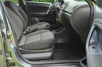 Škoda Roomster, 1.2, 77 kW, bensiin, manuaal, esivedu