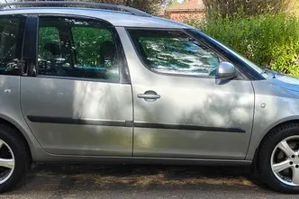 Škoda Roomster, 1.2, 77 kW, bensiin, manuaal, esivedu