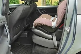 Škoda Roomster, 1.2, 77 kW, bensiin, manuaal, esivedu