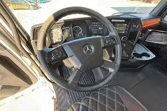 Mercedes-Benz Arocs 2658 6x4, 425 kW, diesel, automatic