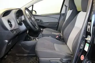 Toyota Yaris, 1.5, 82 kW, bensiin, manuaal, esivedu