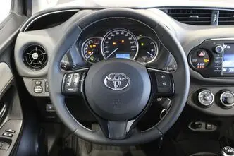 Toyota Yaris, 1.5, 82 kW, bensiin, manuaal, esivedu