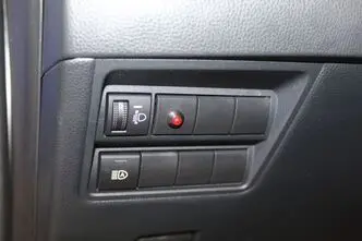 Toyota Yaris, 1.5, 92 kW, bensiin, manuaal, esivedu