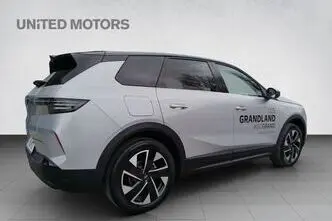 Opel Grandland, 1.2, 100 kW, гибрид, автомат, передний привод