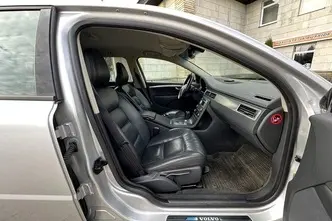 Volvo V70, 2.4, 120 kW, diisel, automaat, esivedu