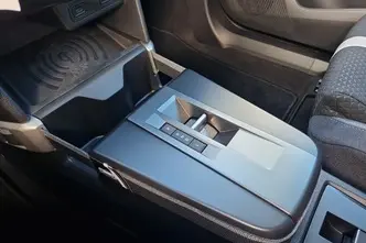Opel Frontera, 1.2, 107 kW, hübriid, automaat, esivedu