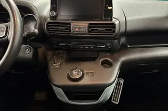 Citroën Berlingo, 1.2, 96 kW, бензин, автомат, передний привод