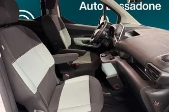 Citroën Berlingo, 1.2, 96 kW, бензин, автомат, передний привод