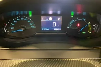 Peugeot 2008, электричество, автомат, передний привод