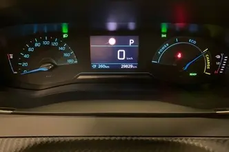 Peugeot 2008, elekter, automaat, esivedu