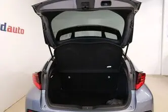 Toyota C-HR, 1.8, 72 kW, гибрид, автомат, передний привод