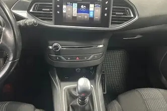 Peugeot 308, 1.2, 96 kW, petrol, manual, front-wheel drive