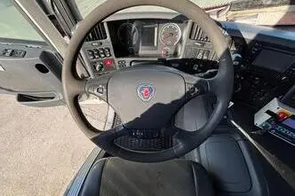 Scania P, 302 kW, diesel, automatic