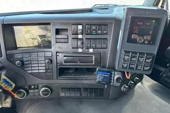 Volvo FMX 500 8x4, 375 kW, diesel, automatic