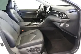 Toyota Camry, 2.5, 131 kW, hübriid, automaat, esivedu