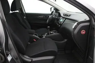 Nissan Qashqai, 1.2, 85 kW, бензин, механическая, передний привод