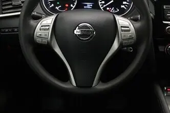 Nissan Qashqai, 1.2, 85 kW, бензин, механическая, передний привод