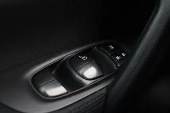 Nissan Qashqai, 1.2, 85 kW, бензин, механическая, передний привод