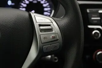 Nissan Qashqai, 1.2, 85 kW, бензин, механическая, передний привод
