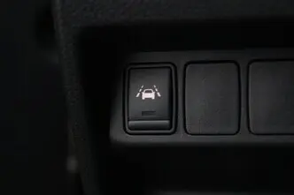 Nissan Qashqai, 1.2, 85 kW, бензин, механическая, передний привод