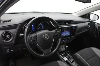 Toyota Auris, 1.6, 97 kW, bensiin, automaat, esivedu