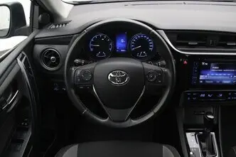 Toyota Auris, 1.6, 97 kW, bensiin, automaat, esivedu