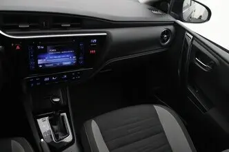Toyota Auris, 1.6, 97 kW, bensiin, automaat, esivedu