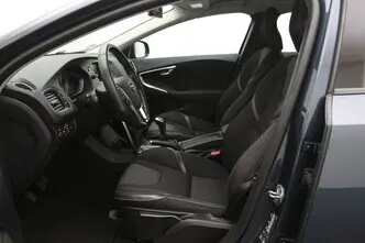 Volvo V40, 2.0, 90 kW, petrol, manual, front-wheel drive