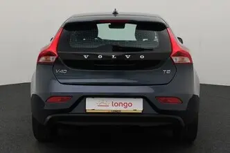 Volvo V40, 2.0, 90 kW, petrol, manual, front-wheel drive