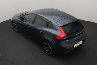 Volvo V40, 2.0, 90 kW, petrol, manual, front-wheel drive