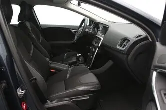 Volvo V40, 2.0, 90 kW, petrol, manual, front-wheel drive