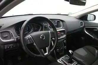 Volvo V40, 2.0, 90 kW, petrol, manual, front-wheel drive