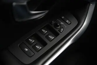 Volvo V40, 2.0, 88 kW, diisel, manuaal, esivedu