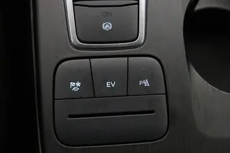 Ford Kuga, 2.5, 112 kW, pistikhübriid, automaat, esivedu