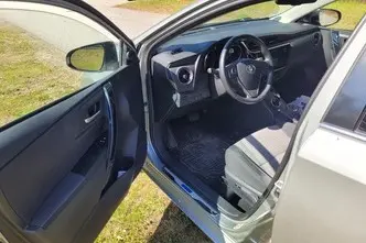 Toyota Auris, 1.8, 73 kW, hübriid, automaat, esivedu