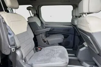Volkswagen Multivan, 2.0, 110 kW, diesel, automatic, front-wheel drive