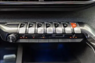 Peugeot 3008, 1.5, 96 kW, diisel, automaat, esivedu