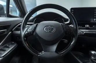 Toyota C-HR, 1.8, 90 kW, pistikhübriid, automaat, esivedu