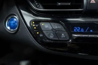 Toyota C-HR, 1.8, 90 kW, pistikhübriid, automaat, esivedu