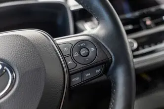 Toyota Corolla, 1.8, 72 kW, hübriid, automaat, esivedu