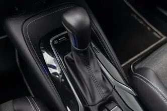 Toyota Corolla, 1.8, 72 kW, hübriid, automaat, esivedu