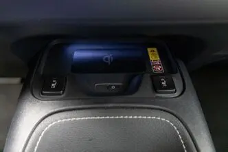 Toyota Corolla, 1.8, 72 kW, hübriid, automaat, esivedu