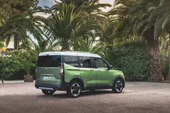 Ford Tourneo, 1.0, 92 kW, бензин, механическая, передний привод