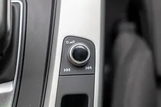 Audi A4, 2.0, 120 kW, diesel, automatic, front-wheel drive