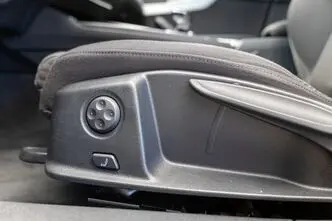 Audi A4, 2.0, 120 kW, diesel, automatic, front-wheel drive