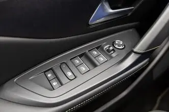 Peugeot 408, 1.2, 96 kW, bensiin, automaat, esivedu