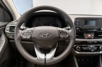 Hyundai i30, 1.4, 81 kW, бензин, механическая, передний привод
