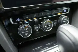 Volkswagen Passat, 1.5, 110 kW, petrol, automatic, front-wheel drive